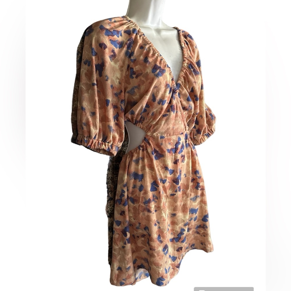 Open Edit Cutout Puff Sleeve Minidress - Picture 7 of 11